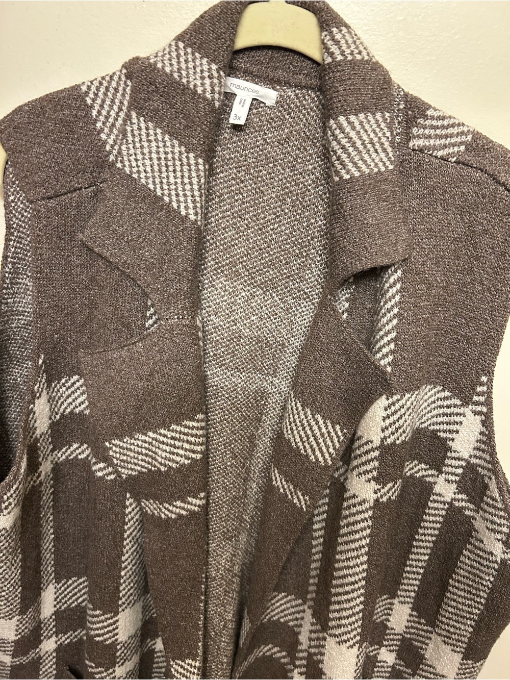 Maurices Brown and White Plaid Knit Sleeveless Cardigan Vest - Picture 4 of 7